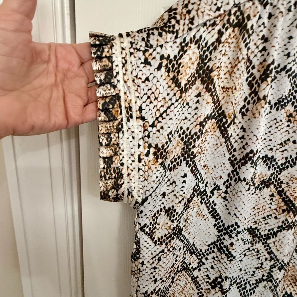 EUC Cabi Cobra Dress style 6759 size Small snakepront fabric w/belt - Picture 6 of 8